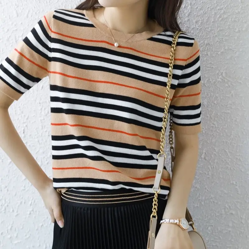 

Summer Women's Ice Silk Short Sleeve Women's Round Neck Stripe Same T-shirt Loose Knitting Large Mother's Dress