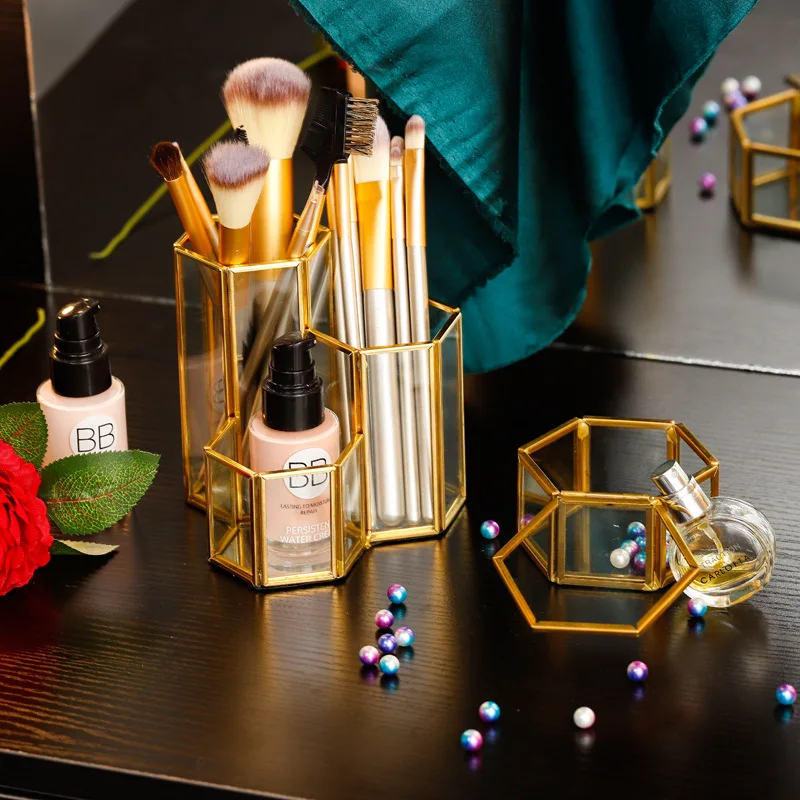 Прозрачная стеклянная шкатулка для украшений с геометрическим рисунком