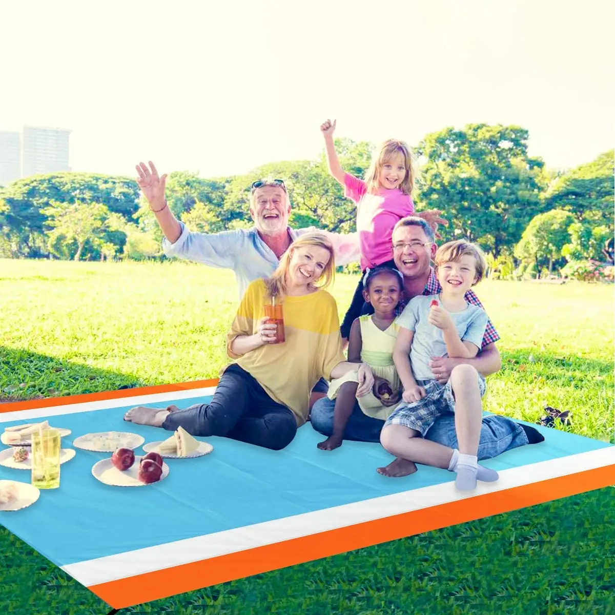 

2X2M beach blanket waterproof beach mat outdoor blanket for picnics travel hiking camping and music festivals sleeping pad