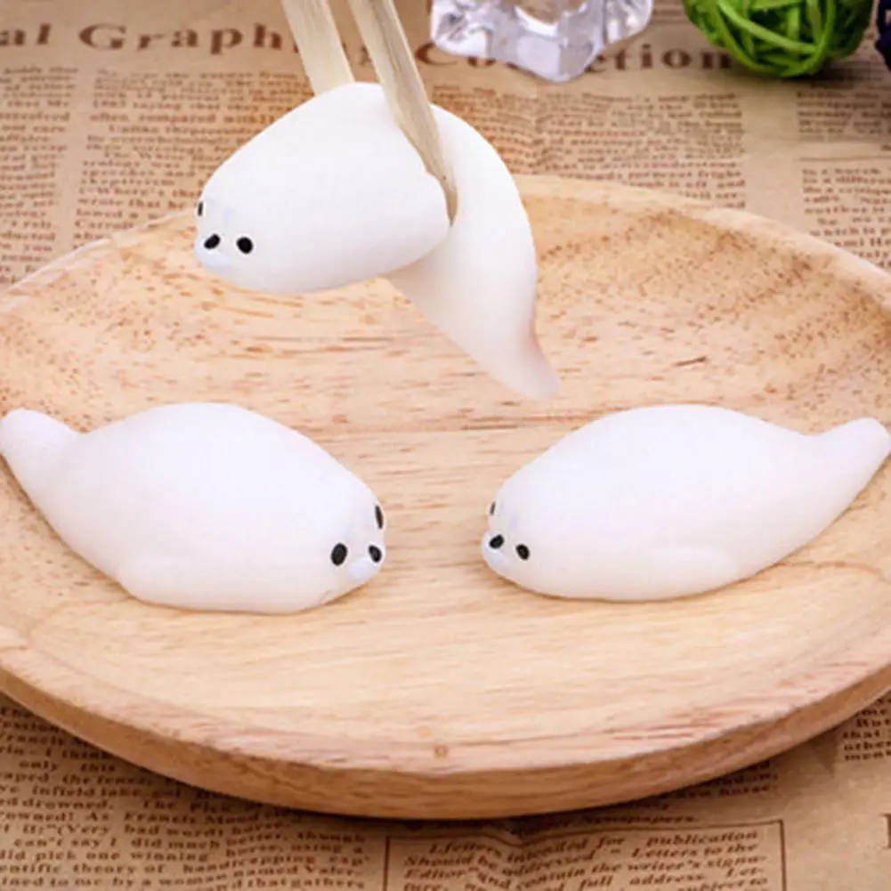 

Kids Cute White Seal Scented Slow Rising Squeeze Stretch Toy Cellphone Pendant
