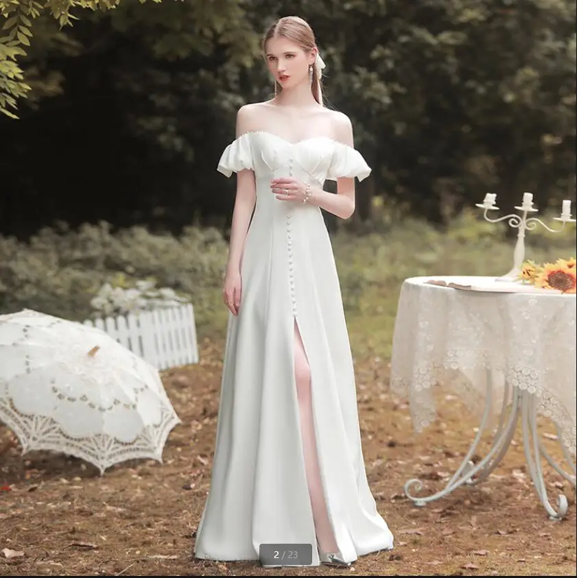 

2021 Новое поступление, Белое Атласное свадебное платье А-силуэта с открытыми плечами, вырезом сердечком, жемчужинами, коротким рукавом и иск...