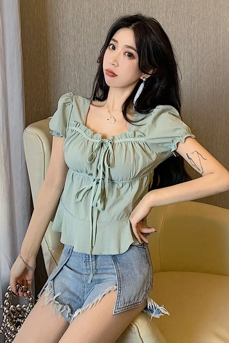 

COIGARSAM blouse women New Pleated Square Collar Belt blusas womens tops and blouses Green White Apricot 36662