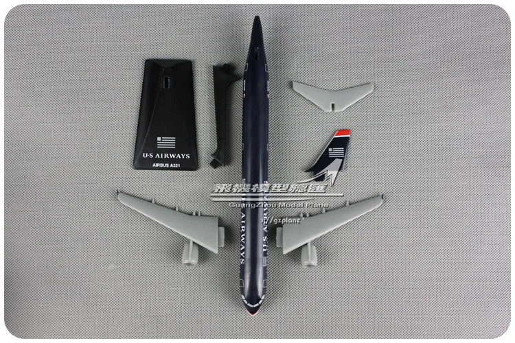 

22CM 1:200 Plastic Air American US Airways Airlines Airbus 321 A321 Airways Aircraft DIY Assembled Assembly airplane model Plane