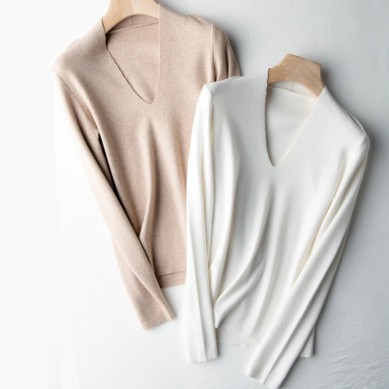 

BARESKIY cashmere sweater female V-neck knitted sweater Slim solid color short sweater sweater coat soft bottoming