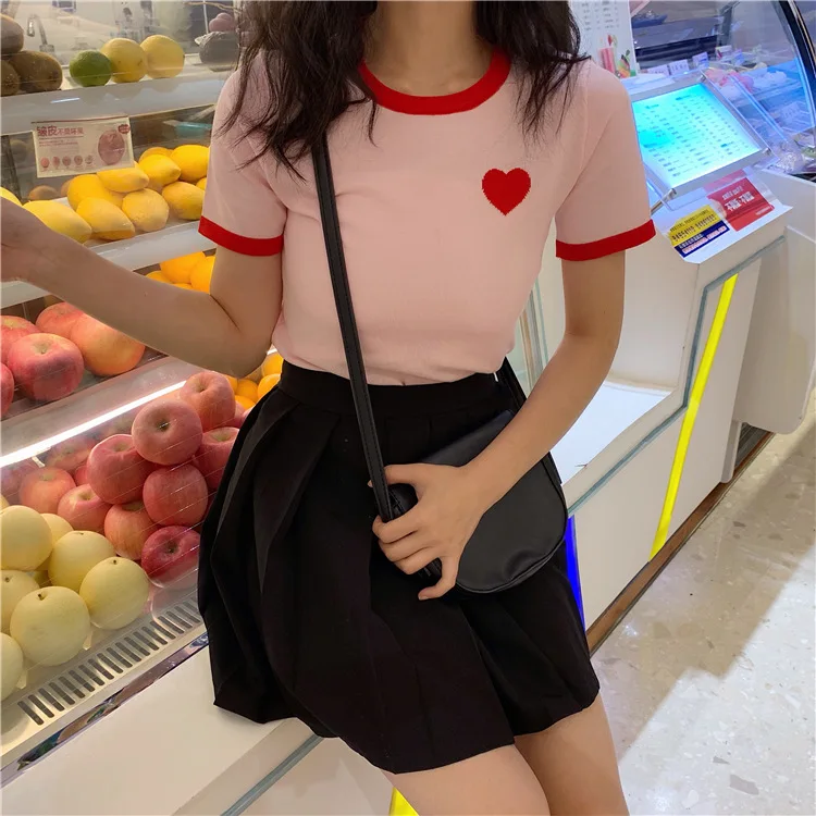 

Korean Style Shirts Kawaii Heart Matching Pink Love Top Girl Knit Short-sleeved T-shirt O Neck White Ladies Tops 2021 Harajuku