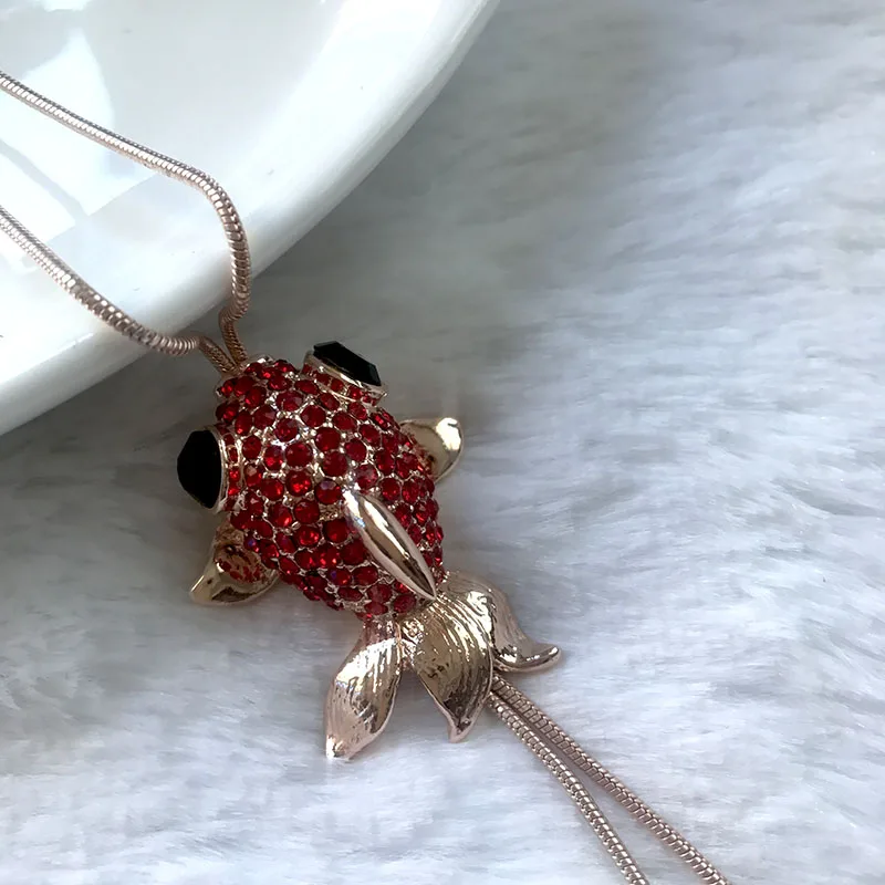 

2021 New Hot Sale Korean Fashion High QualityRhinestone Fish Sweater Long Necklace Wholesale