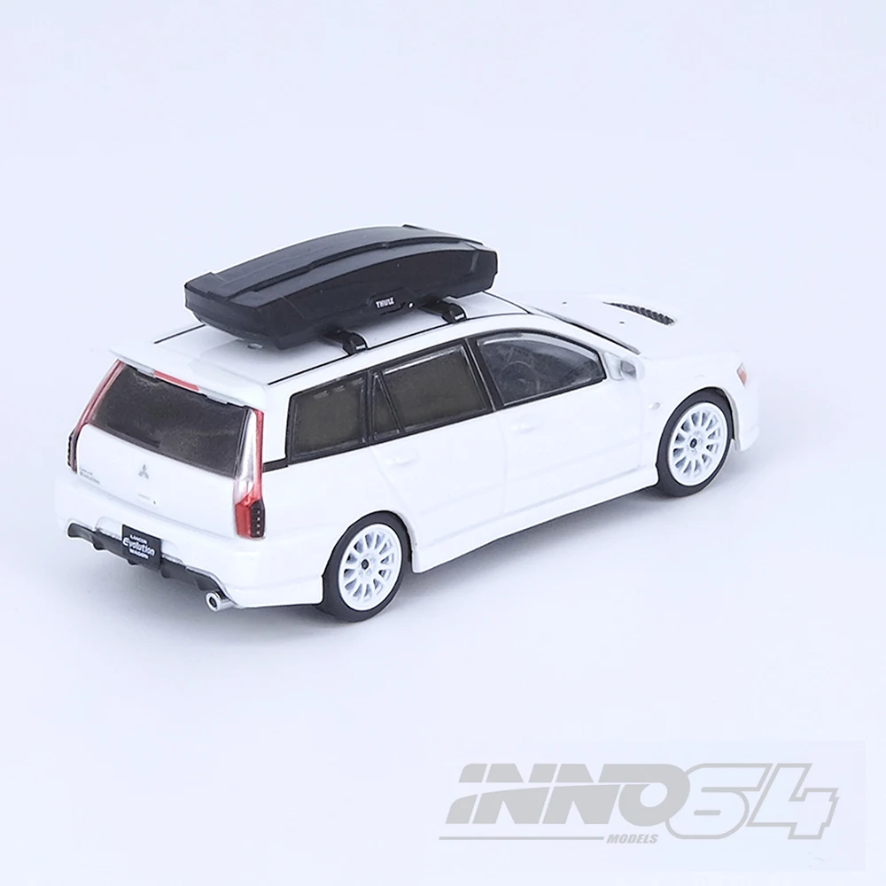 

Model Car 1/64 INNO Mitsubish Lancer Evolution IX Wagon White Pearl Travel Version Limited Model Car 1:64