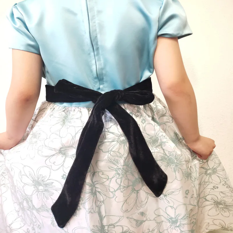 Длинное платье принцессы в горошек с геометрическим узором | Детская одежда и