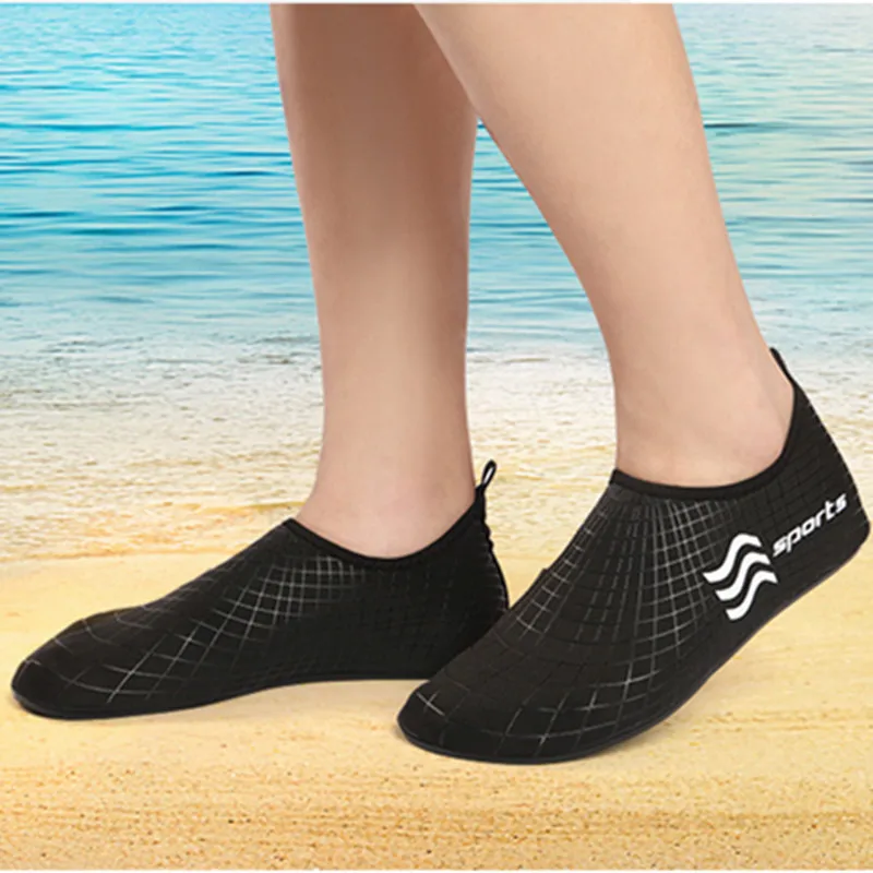 

Quick Dry Mans Womens Beach Footwear Sufing Slippers Flat Lightweight Breathable Aqua Shoes Comfortable Swimming Wading Shoes
