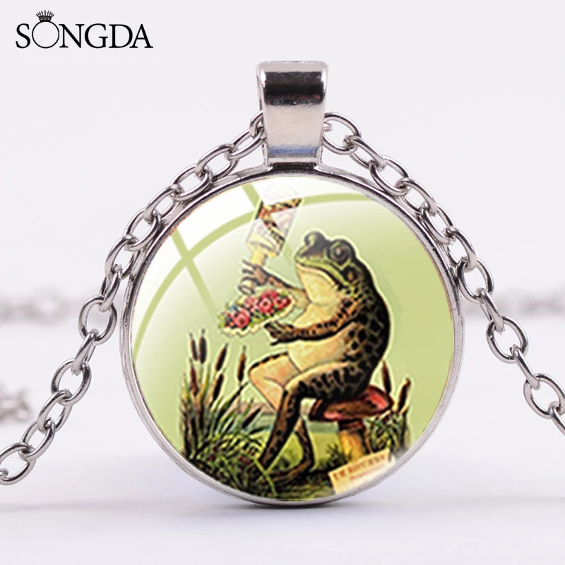 Ожерелье с кулоном в виде лягушки девочкой красивое металлическое колье