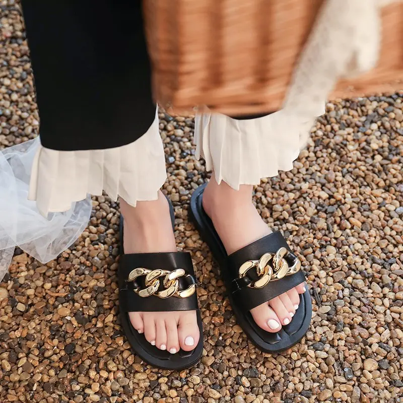 

Women's Flip Flops Flat Shoes In Summer Wear 2021 New Fashion Wild Metal Buckle Round Lazy Shoes Sandals Zapatillas Mujer