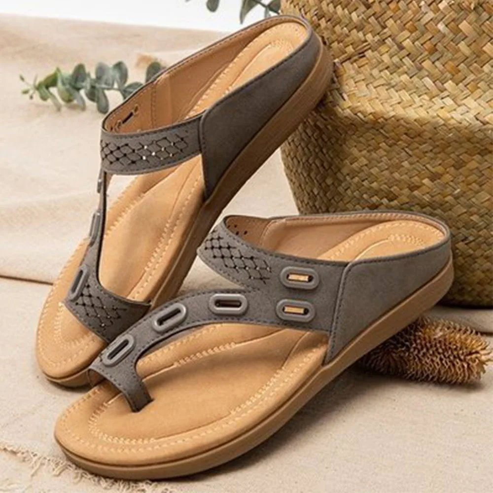 

2021 Summer Sandals Women Flat Slippers Casual Ladies Flip Flops Sexy Summer Beach Shoes Large Size Womans Shoes