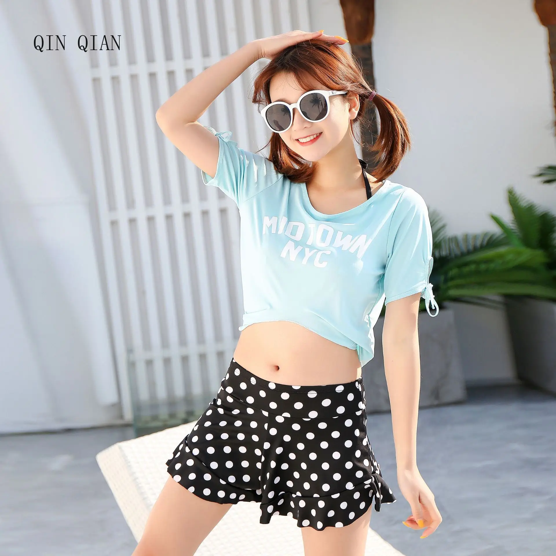 Купальные костюмы из двух предметов со стальными пластинами бикини трех с