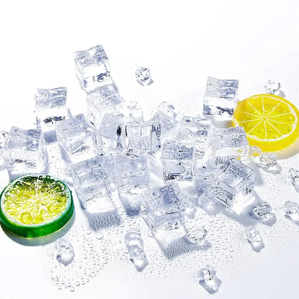 50Pcs 20MM Reusable Plastic Ice Cubes Clear Acrylic Fake Ice Cubes Artificial Square Crystal Ice Cubes for Photography Props #W0