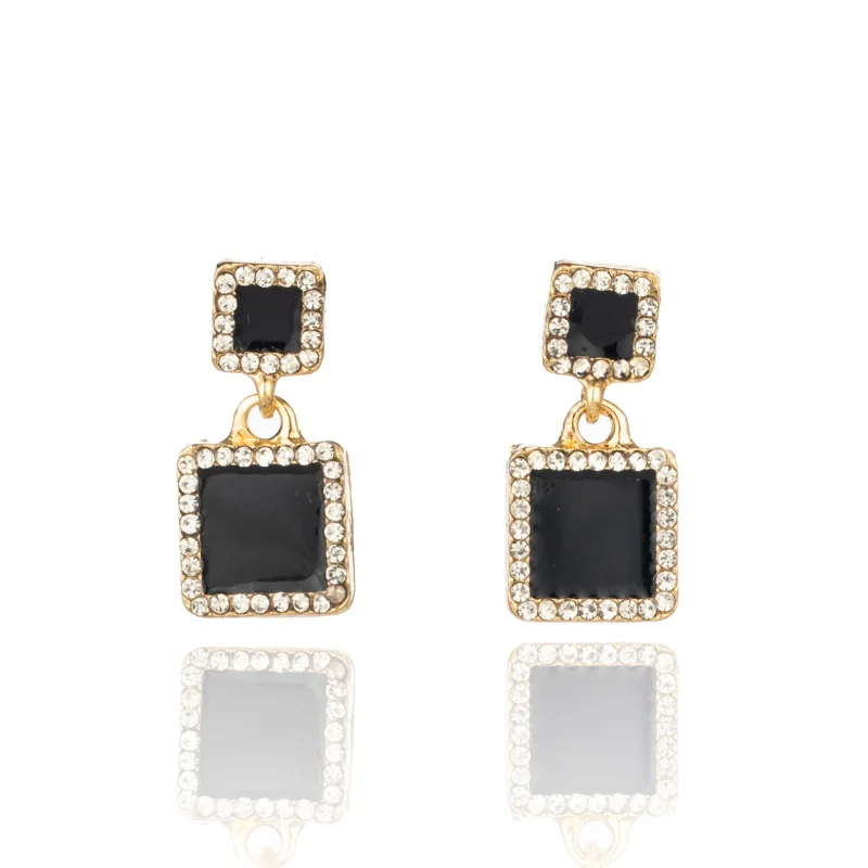 Женские квадратные серьги с черным камнем роскошные геометрические золотого