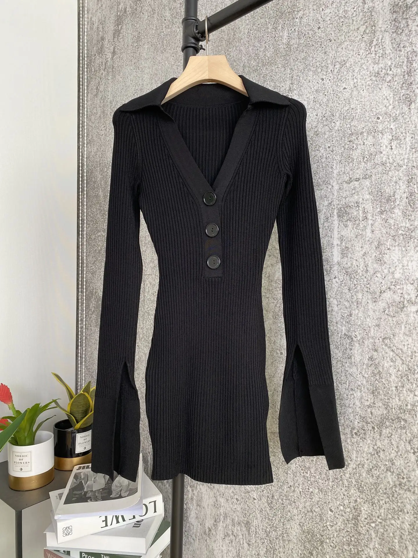 

Ladies 2021 New Fashion Long Sleeve V-Neck Knit Dress 1224