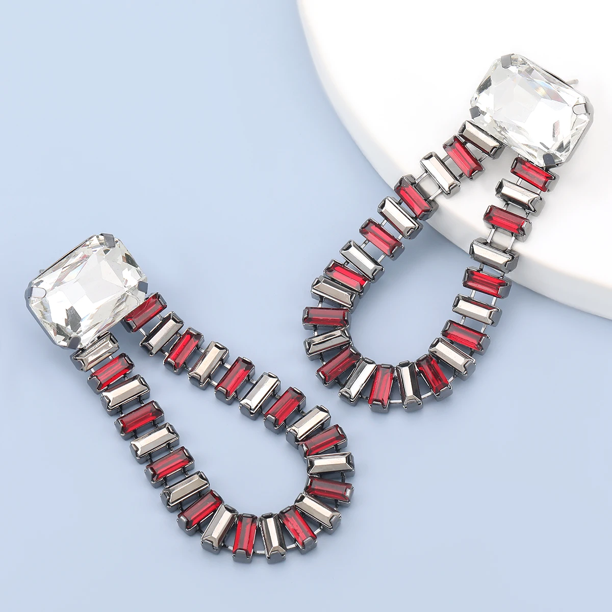 

2021 Retro Metal Acrylic Geometric Earrings Home Party Simple Dangle Earrings Women's Fashion Statement Earrings