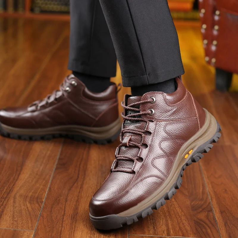 

2021 Winter New Men Sheep Fur Warm Boots Plus Velvet Thicken Cotton Shoes Casual Leather Business Trend Short Boots 86915