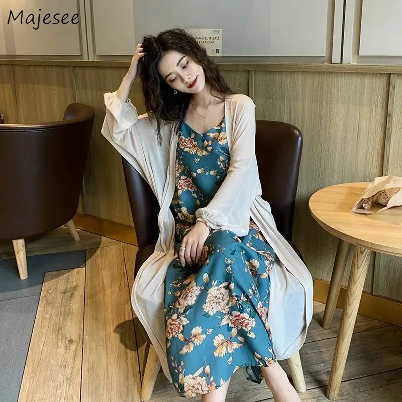 

Sleeveless Dress Women V-neck Floral Ankle-length Korean Style Romantic Vintage Elegant Stylish Holiday Sweet Lovely Ladies Chic