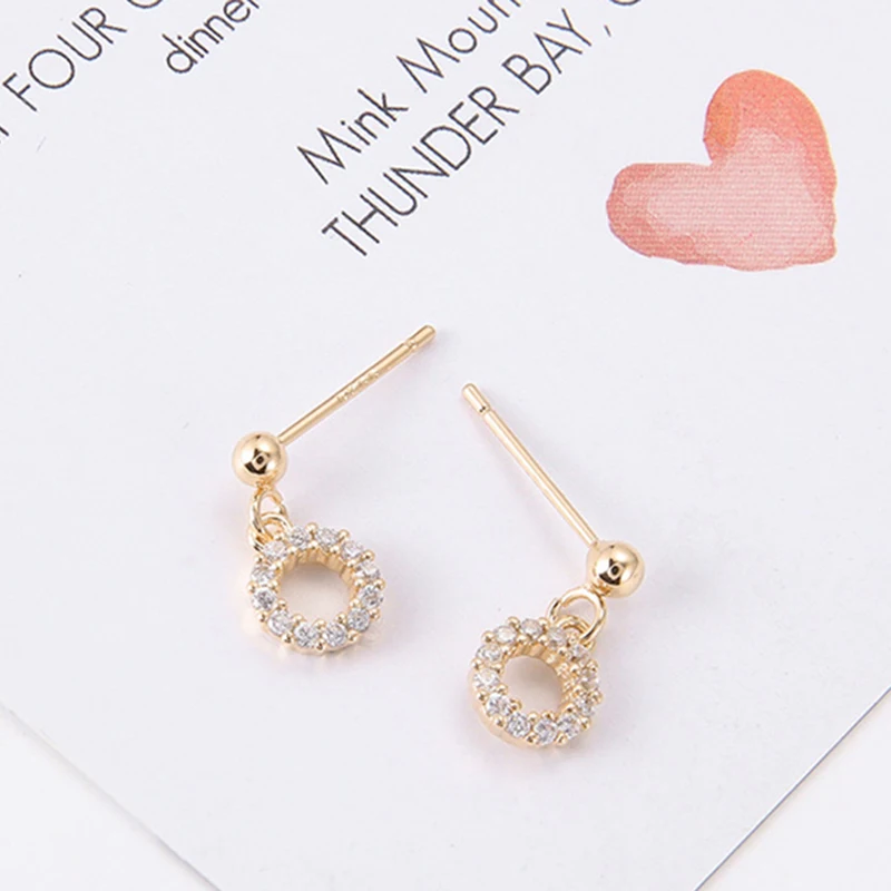 

A little bit of starlight exquisite and small hollow geometric stud earrings sweet and fresh zircon short earrings New Fashion