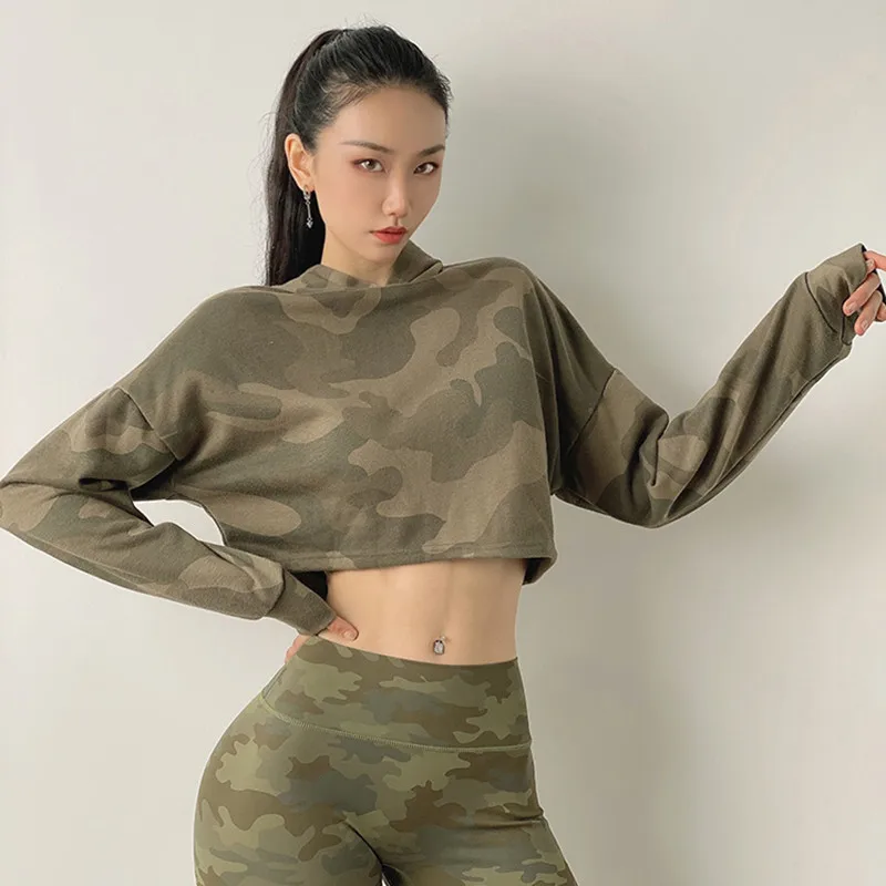 

Камуфляжный спортивный свитшот, женский сексуальный пуловер с открытыми пупками, короткая блузка с капюшоном, свободные рубашки для йоги