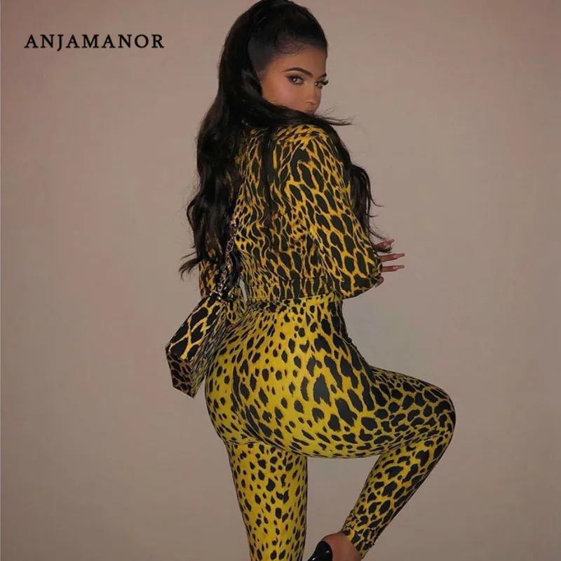 Женский комплект из двух предметов с принтом змеиной кожи|Спортивные костюмы| |