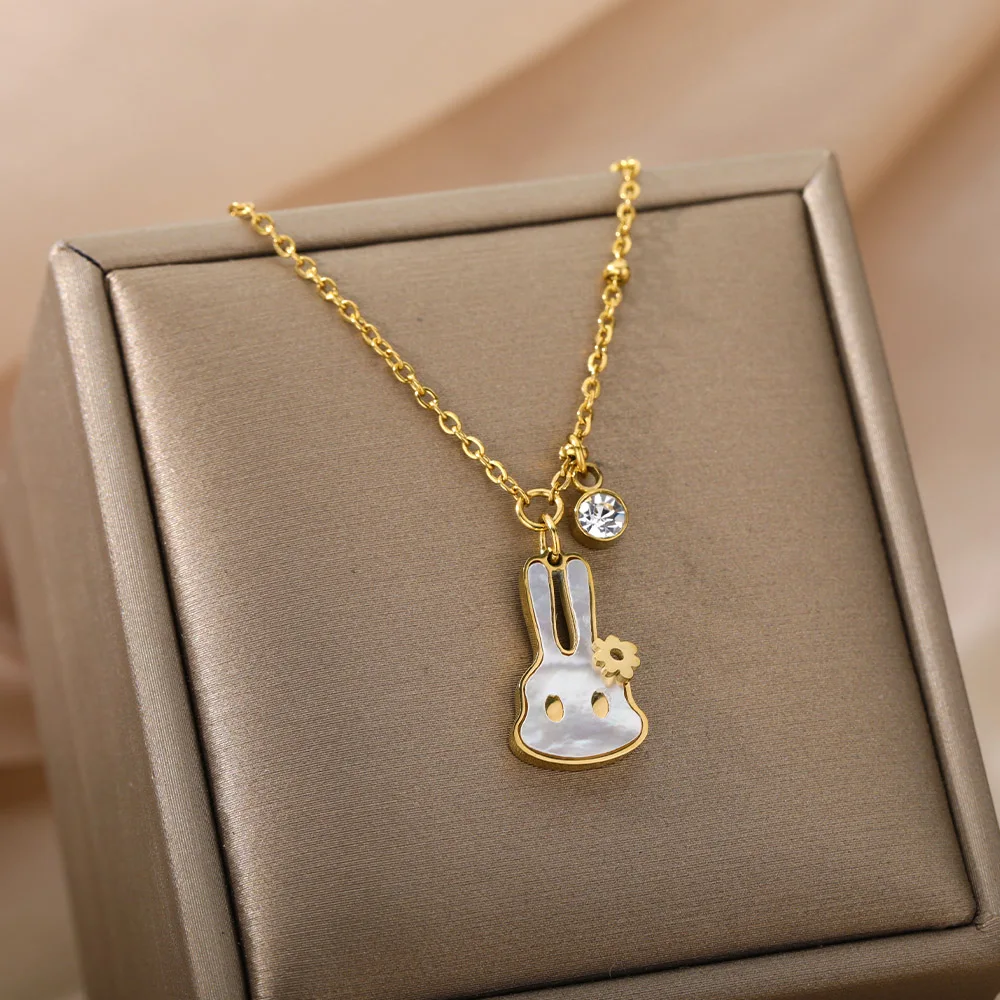 

Cute Acrylic White Rabbit Necklace With A Round Zircon Gold Stainless Steel Necklace Charm Choker Collar Animal Jewelry Collier