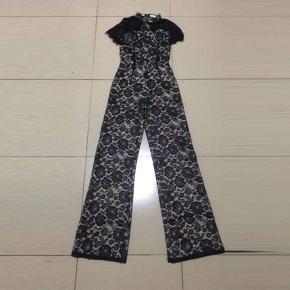 Женский Облегающий комбинезон черный с коротким рукавом и открытой спиной