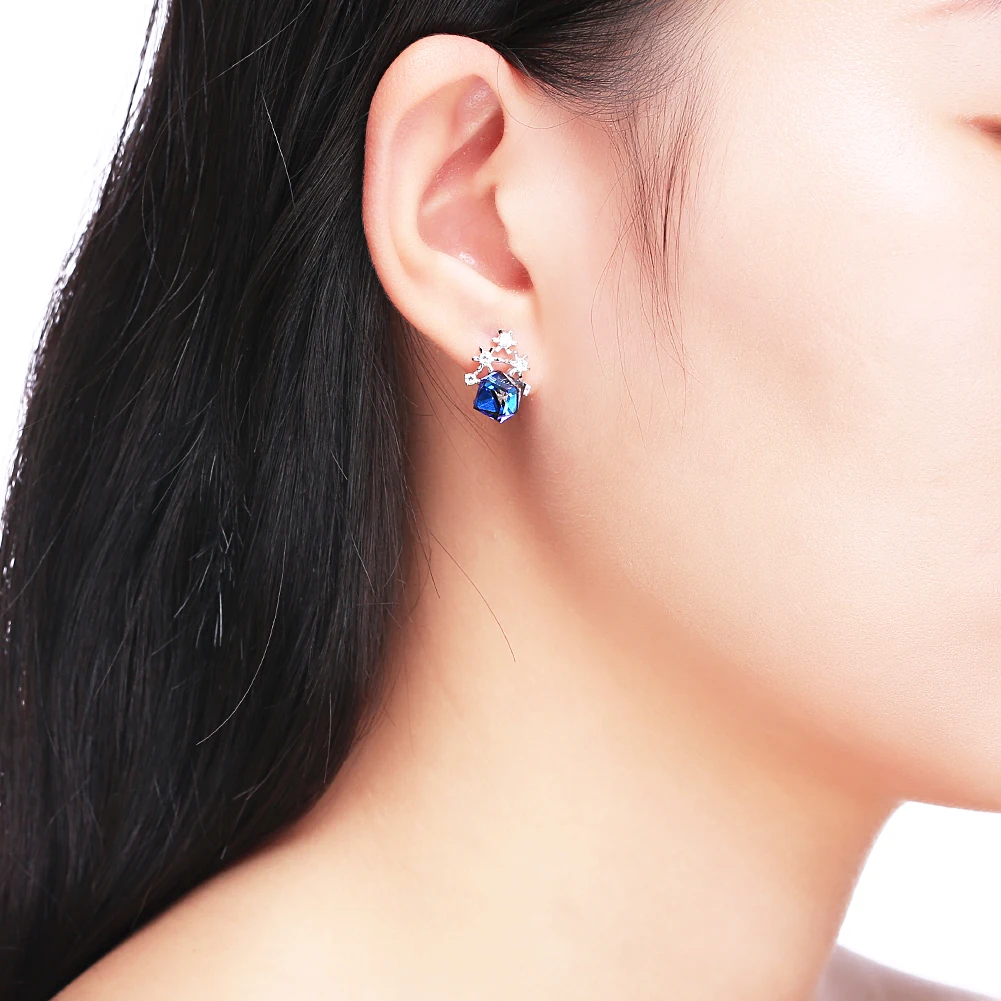 

SILVERHOO Fashion Classic Earrings S925 Sterling Silver Christmas Snowflakes Colorful Stud Earrings New Square Austria Crystal