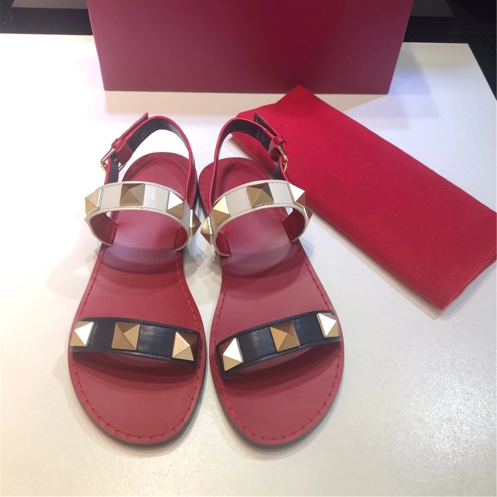 Женские сандалии с заклепками Junetxin черные из натуральной кожи на лето большие