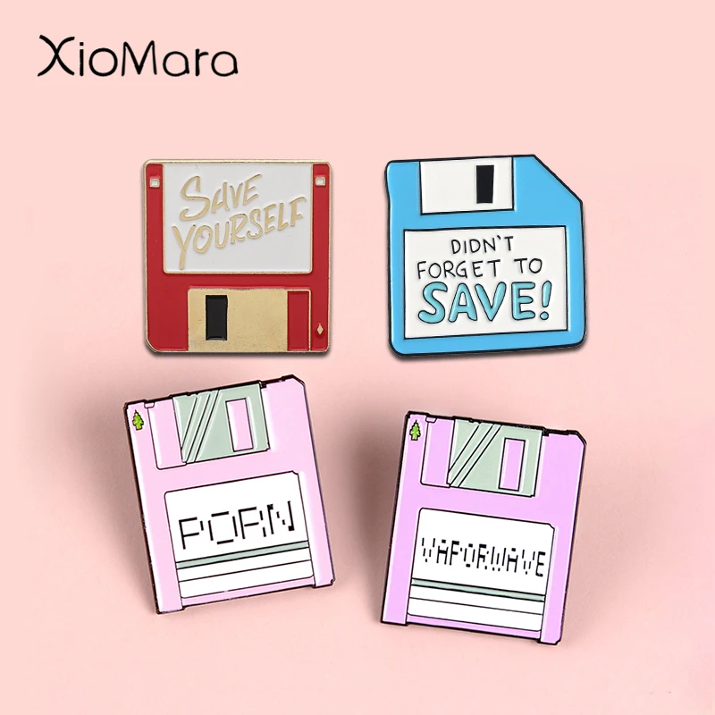 Карта памяти на жестком диске эмалированные булавки коллекции не забудьте