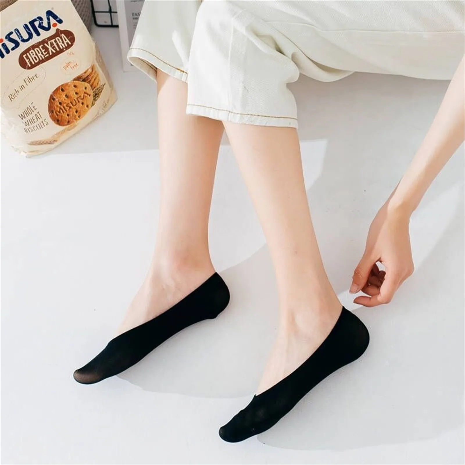 

Women's Ultra Low Microfiber Liner with Gel Tab Socks Comfortable Soft Feeling Thin Style Fashion Ladies 6 Pairs Summer