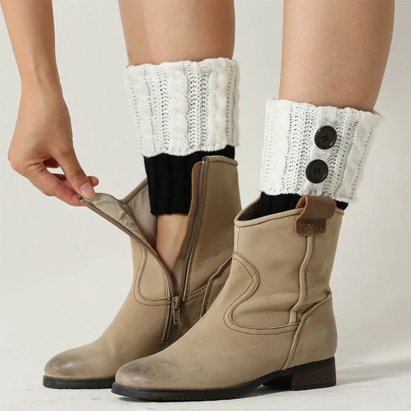 

1 Pair Fashion Feet Warmers Black White Acrylic Short Color-Blocking Twist Button Widened Knitted Leggings Woolen Short Socks