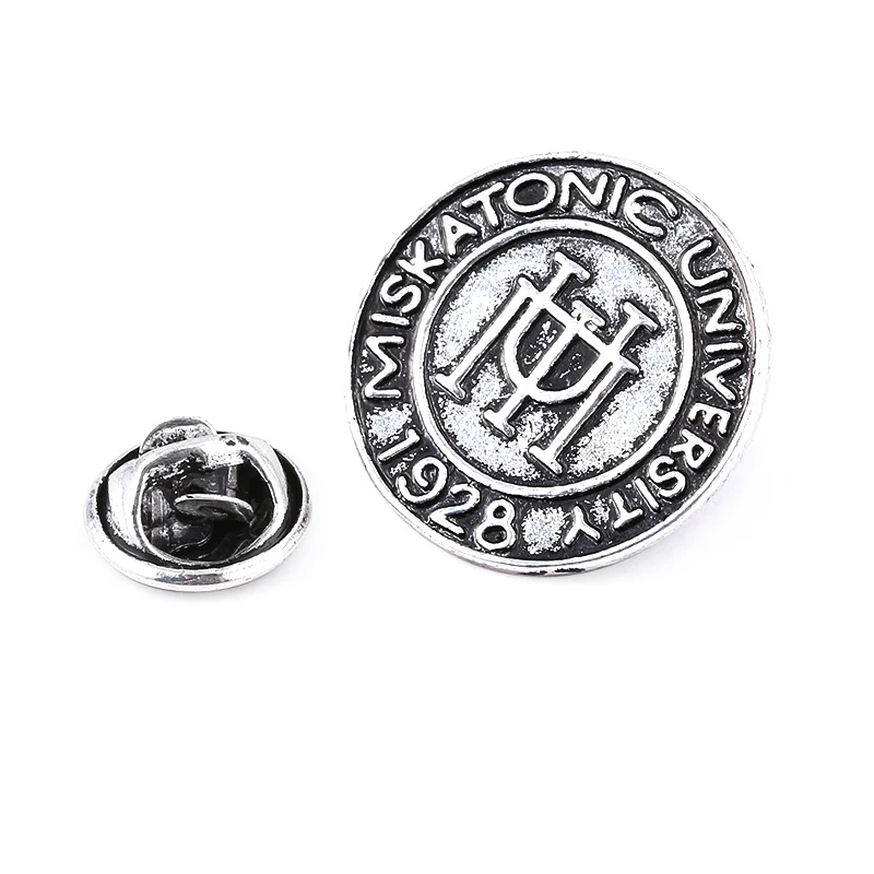 

Greek Mythology Cthulhu Brooches Metal Enamel MISKATONIC UNIVERSITY 1928 Pins Man Women Jeans Bag Jewelry Fashion Accessories