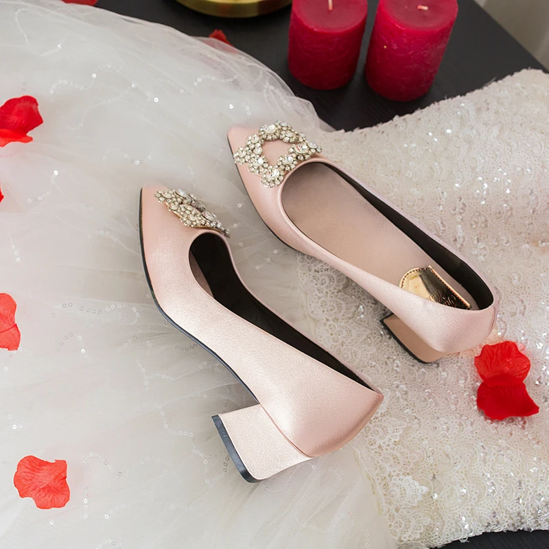 

2020 autumn new champagne thick with square buckle comfortable wild high heels