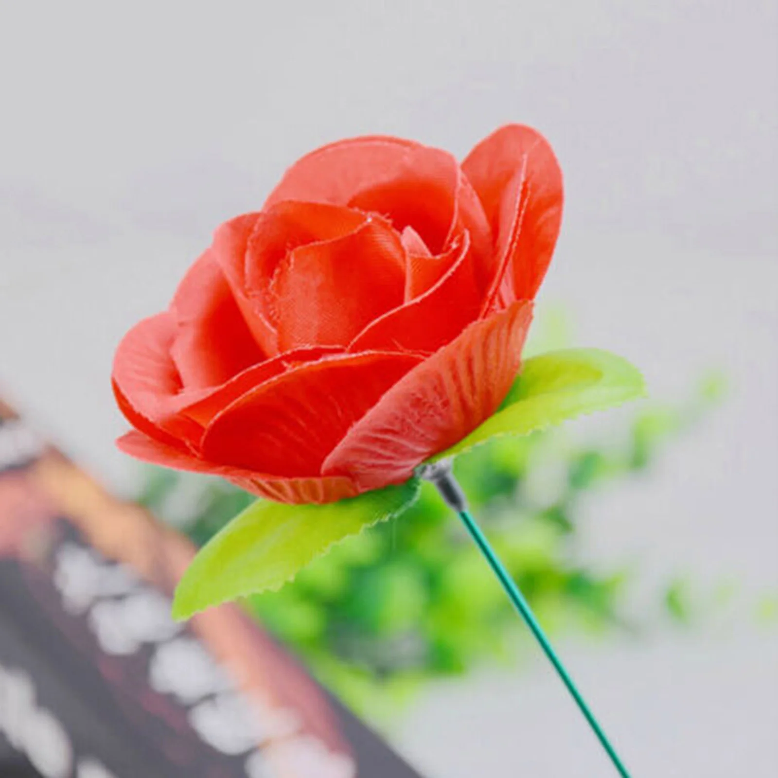 Забавная Игрушка реквизит для сцены красный романтический волшебный цветок розы