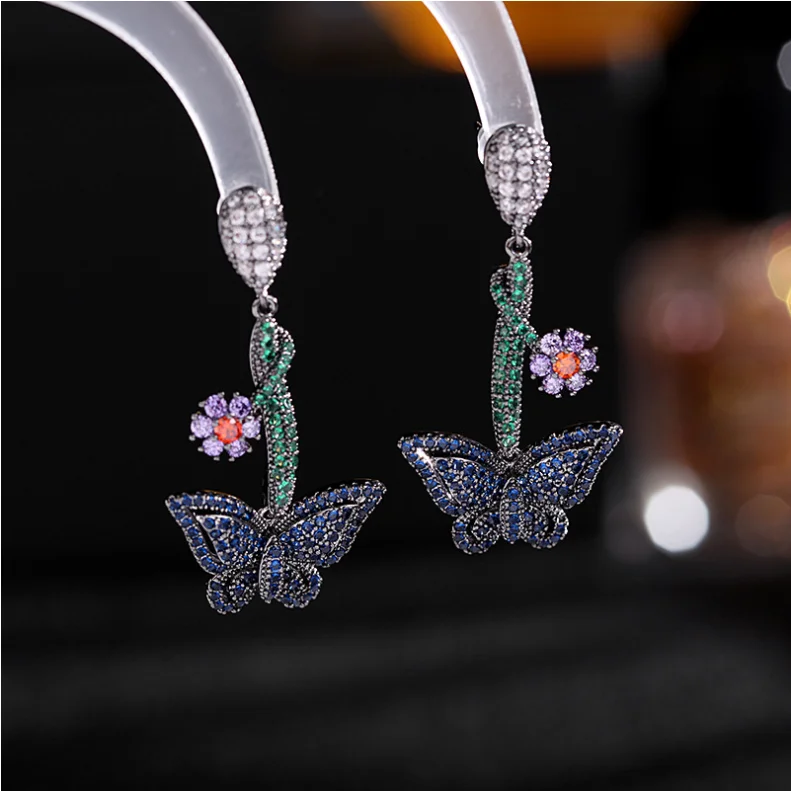 

2021 new earrings color zircon retro flower women butterfly earrings