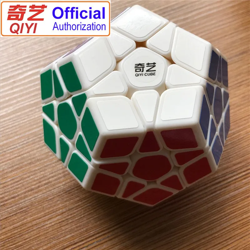 

QIYI Brand Magic Cube Profissional Megaminx Magic Cube Competition Speed Puzzle Cubes Toys For Boys Children Kids Cubo Magico