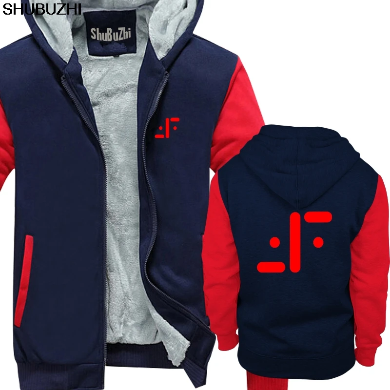 

Hoodies & Sweatshirts