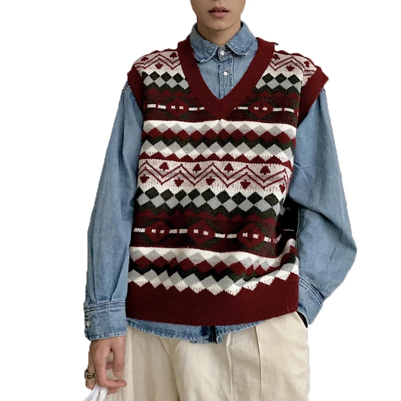 Мужской трикотажный жилет серый/красный/хаки пуловер с v образным вырезом и