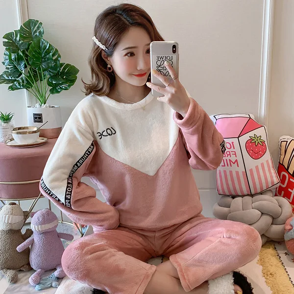 

YRRFUOT 2020 Autumn Winter Women's Thick Velvet Flannel Pajamas Set Warm Sweet Cute Color Matching Homewear Suit Full Length