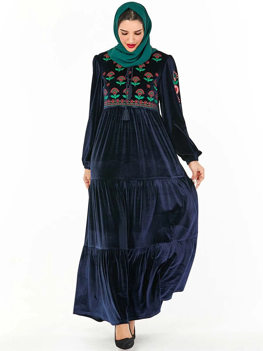 Весеннее мусульманское женское платье с длинными рукавами бархатное вышивкой в