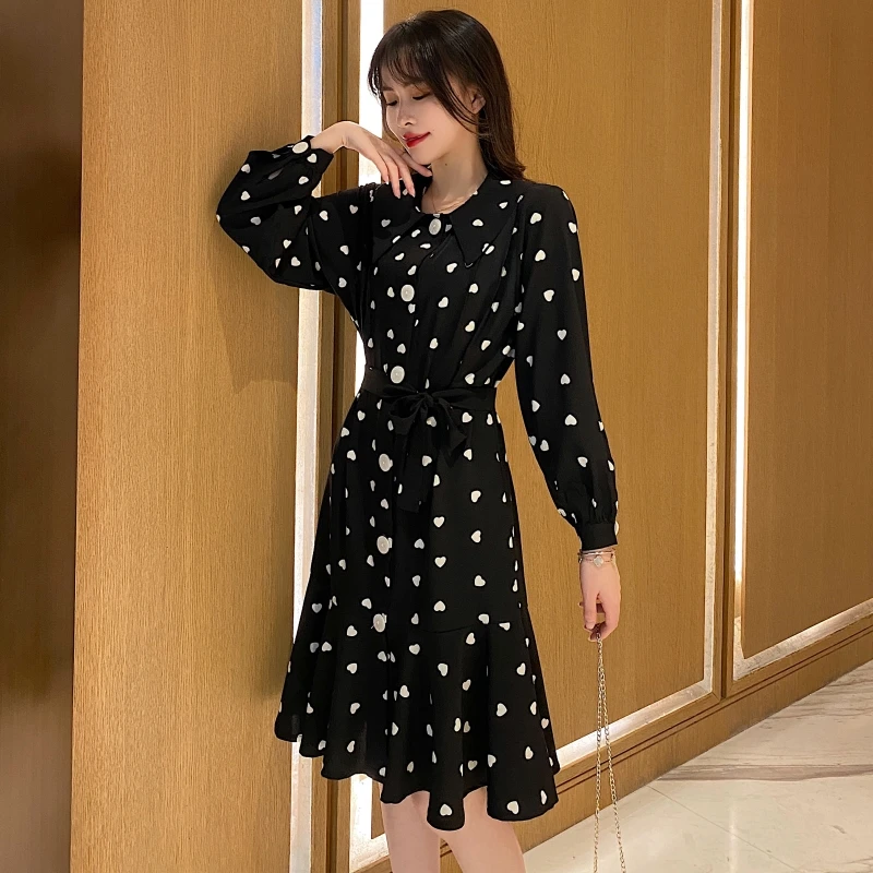 

S-4XL Heart Pattern Black Dress Womens 2020 Long Sleeve Knee Length Belt Ruffles Chiffon Dress Fashion Elegant Button Bandage