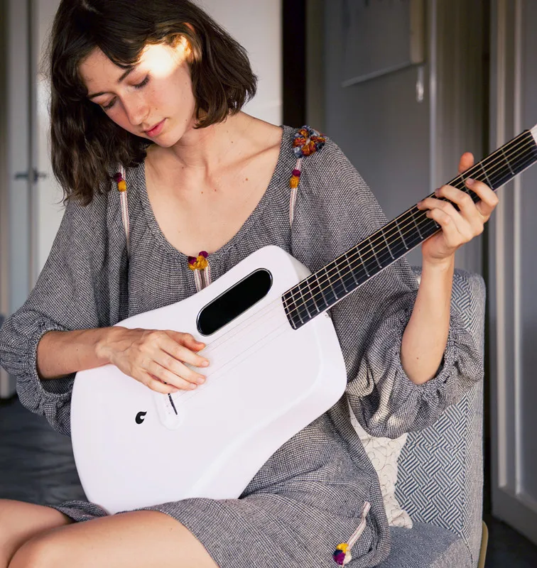 Вулканической лавы ME 2 36 дюймов Акустическая путешествия гитары с сумкой