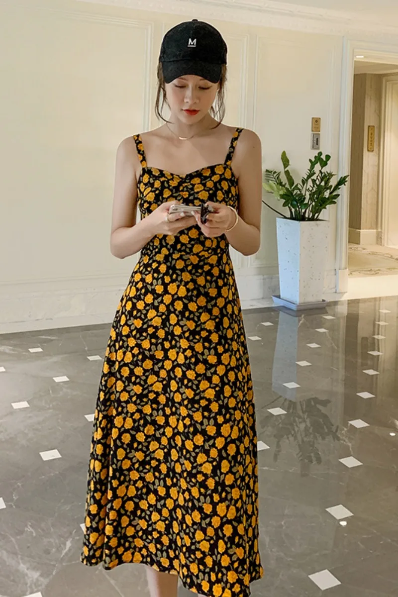 

new summer French print slim waist strap Chiffon V-neck Floral Dress