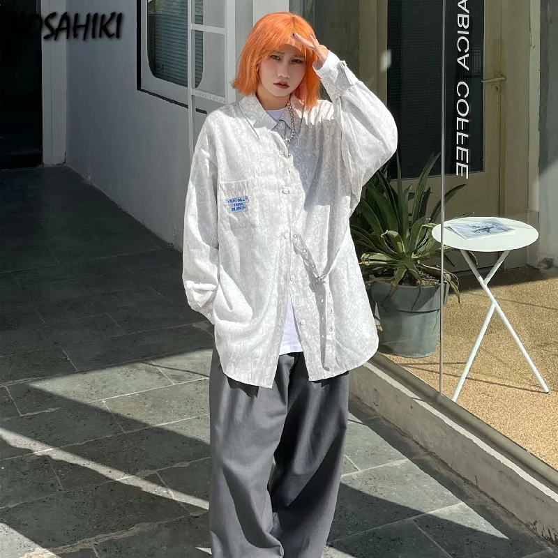 

Женская блузка со змеиным принтом, с длинным рукавом