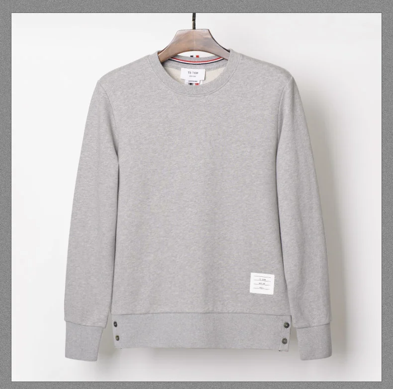 

Hoodies & Sweatshirts