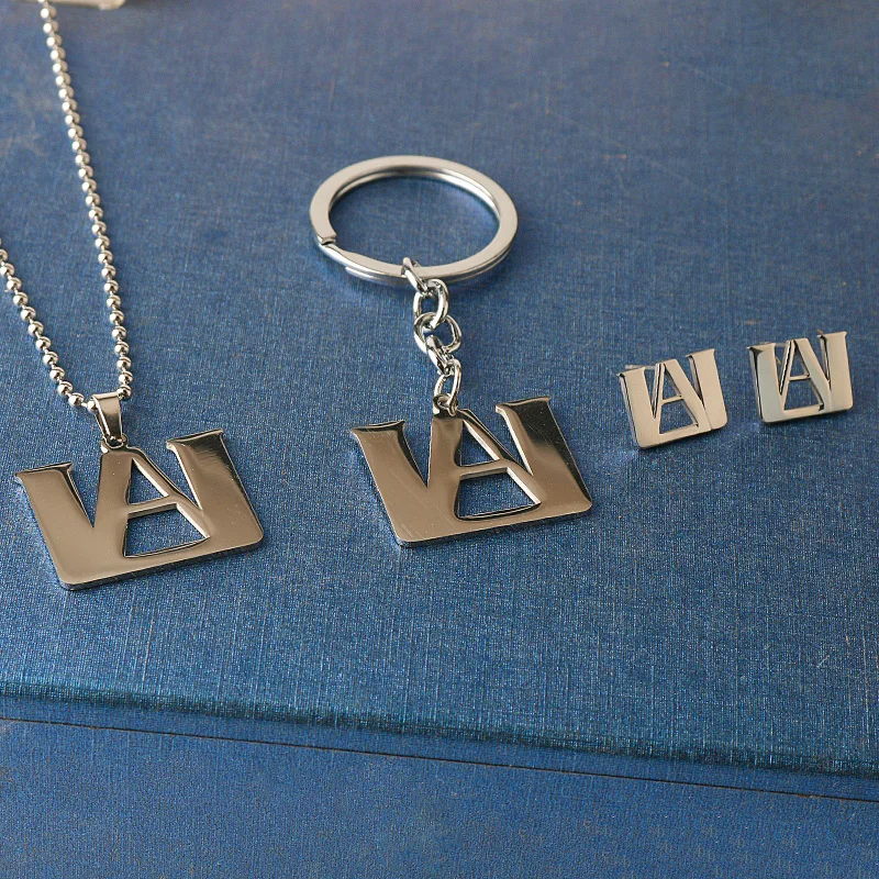

Keychain My Hero Chain Necklace Aademis Midoriya Izuku All·Might Keyring Bakugou Katsuki Todoroki Shoto Neck Pendants Earrings