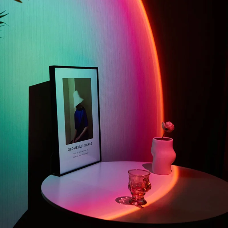 

Sunset Projector Lamp Rainbow Atmosphere Led Night Light For Home Bedroom Coffe Shop Background Wall Decoration USB Table Lamp