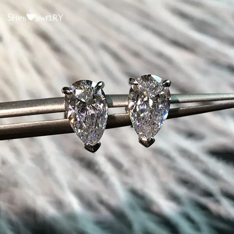 Серьги-гвоздики из серебра 100% пробы с искусственным драгоценным камнем |